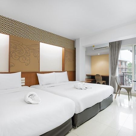Cozytel Chiangmai Hotel Chiang Mai Exterior foto