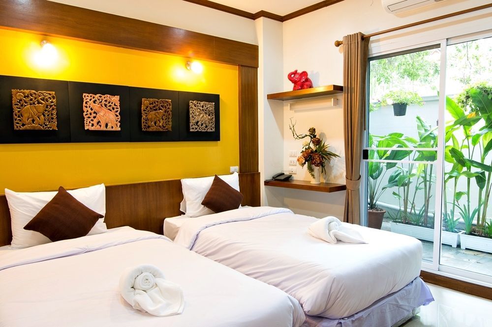 Cozytel Chiangmai Hotel Chiang Mai Exterior foto