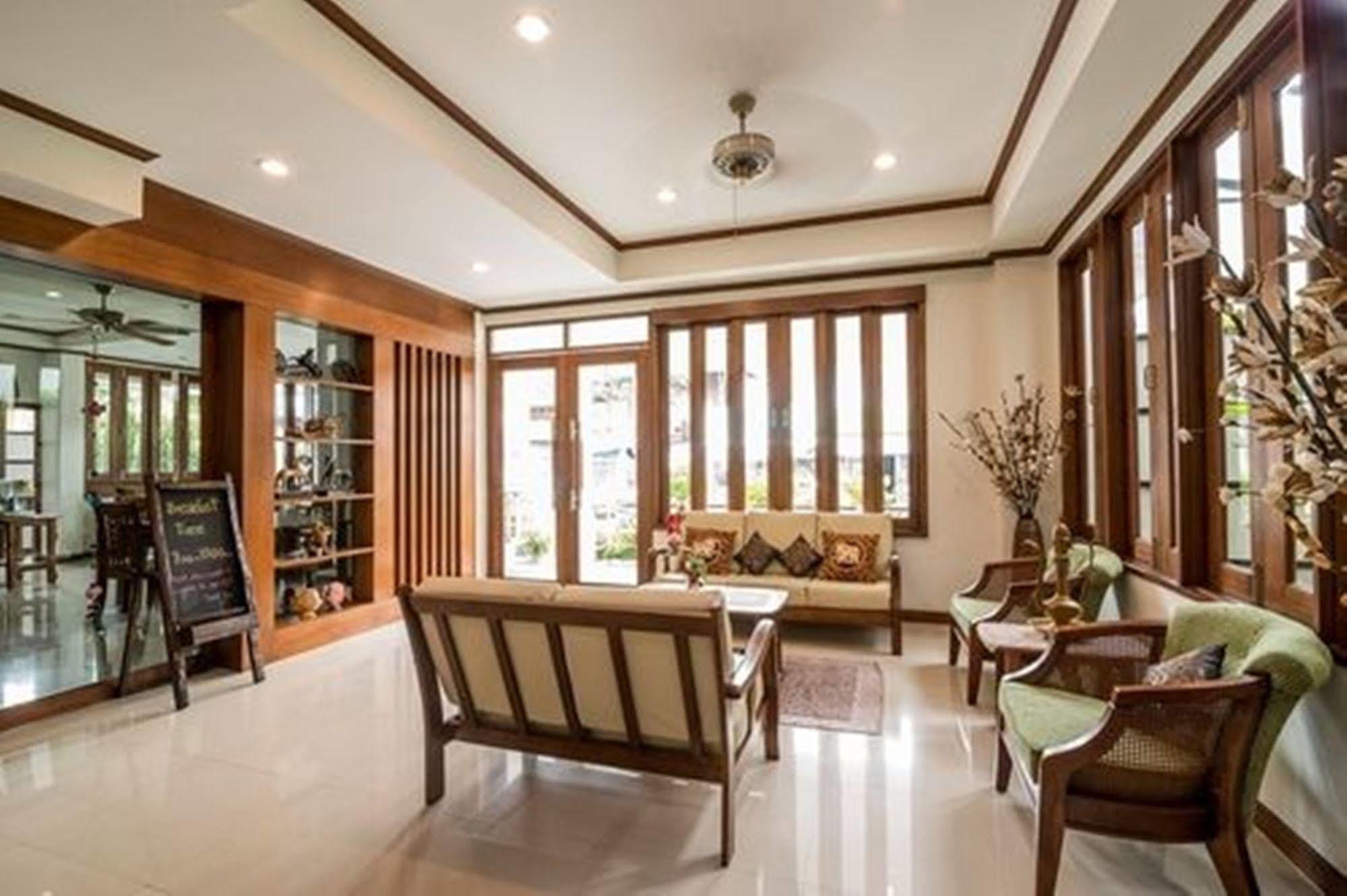 Cozytel Chiangmai Hotel Chiang Mai Exterior foto