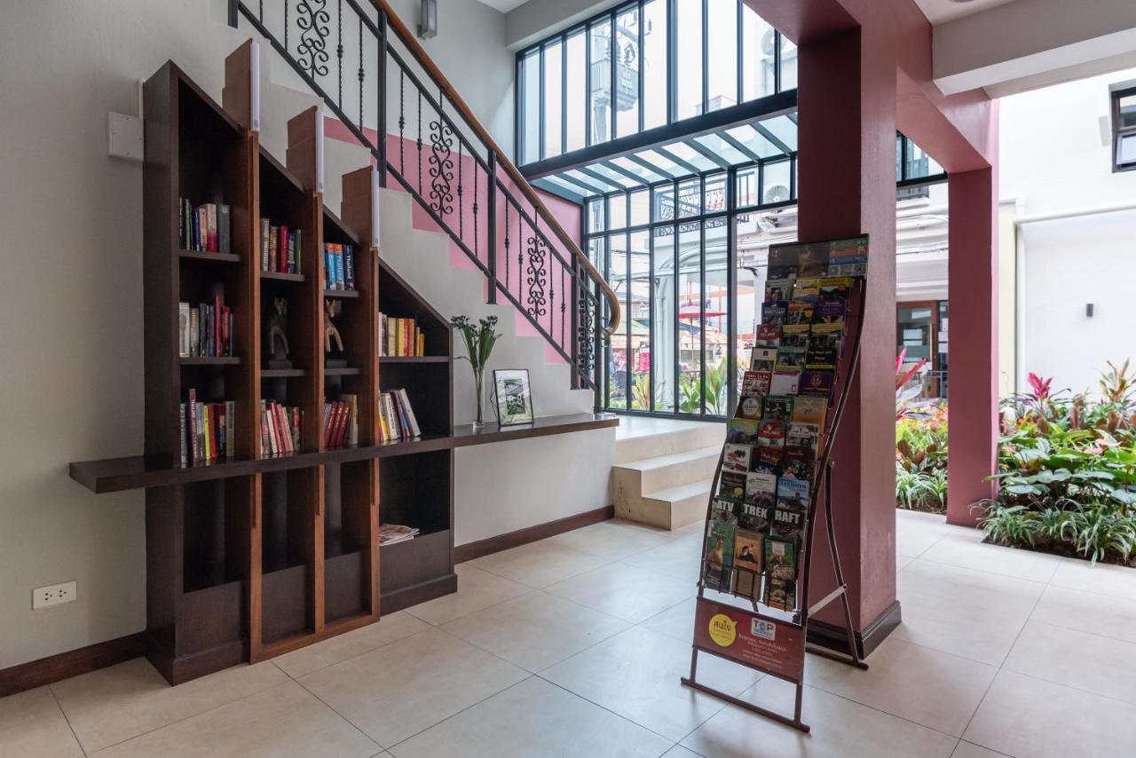 Cozytel Chiangmai Hotel Chiang Mai Exterior foto