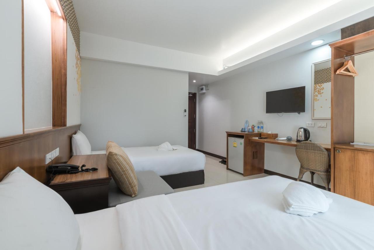 Cozytel Chiangmai Hotel Chiang Mai Exterior foto